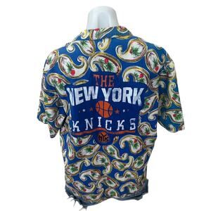 New York Nicks Hawaiian Shirt Button Down Top LARGE Oversize Basketball Unique